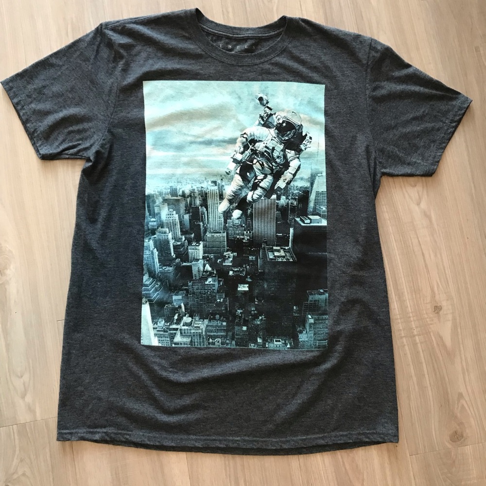 Men’s T-shirt